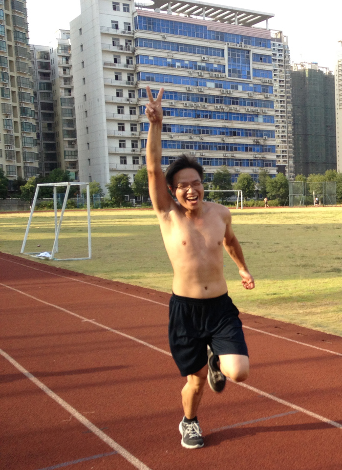 维多利亚老品牌vic(集团)官方网站