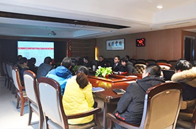 维多利亚老品牌vic电气开展“测试手艺理论与工程实践”系列讲座培训